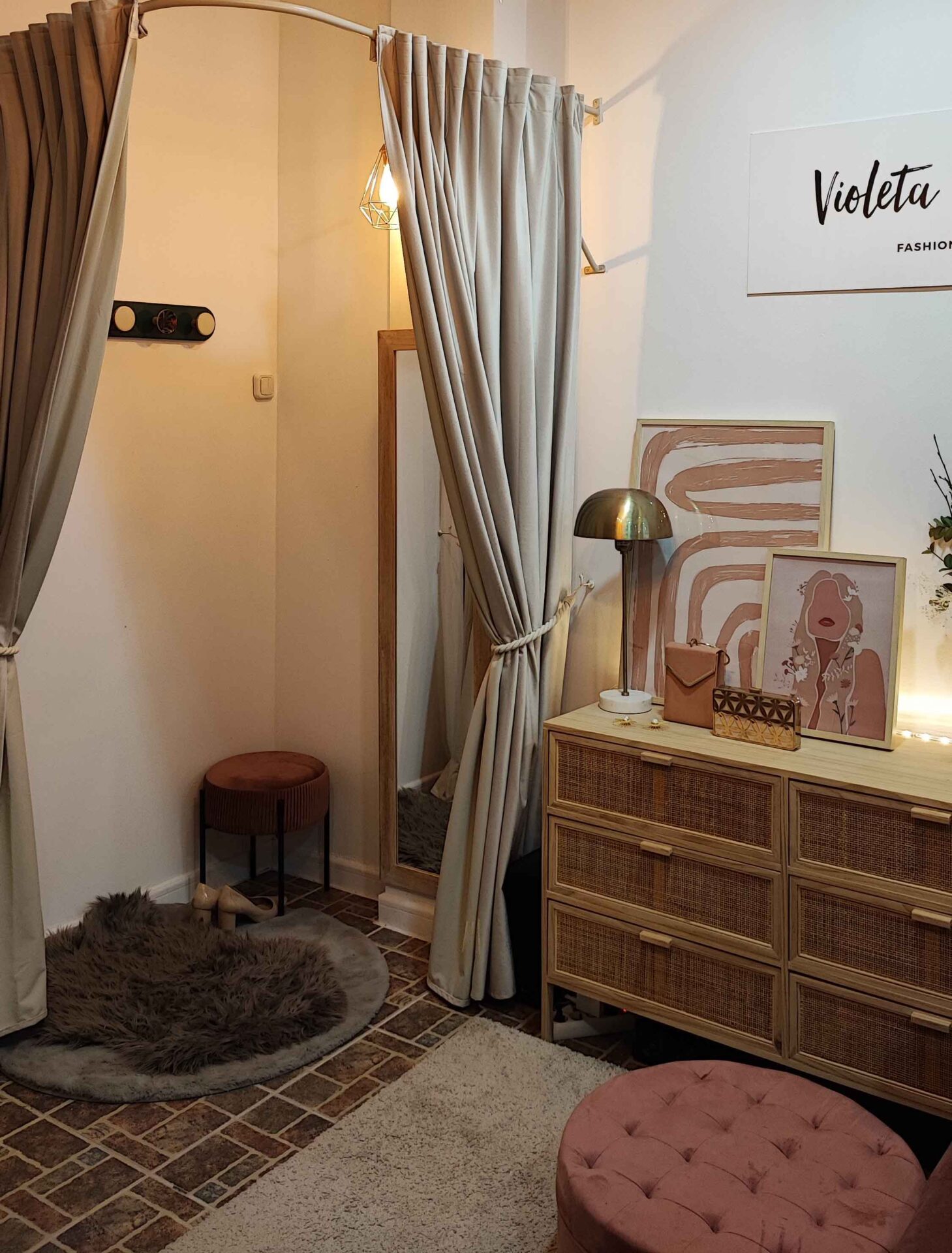 Showroom 1 - Violeta Vergara