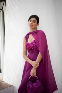 vestido petalo frambuesa