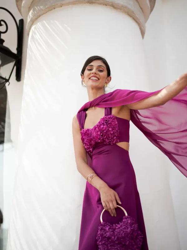 vestido petalo frambuesa